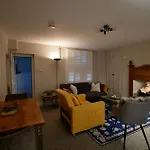 Modern And Cozy Flat In Chelsea